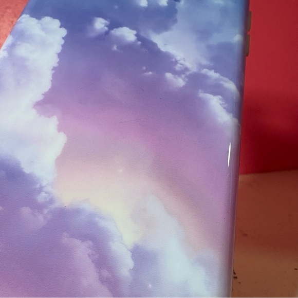 Velvet Caviar EUC * Holographic Marble & Cloud Nine Phone Cases iPhone 7/8 Plus - Picture 3 of 5